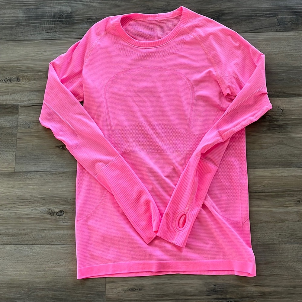 Women's Pink Long Sleeve Top